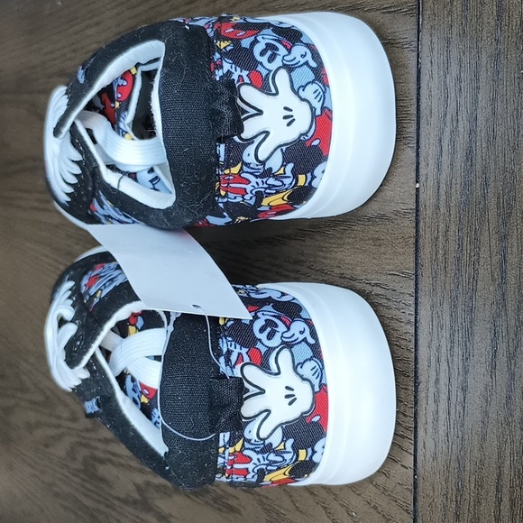 Disney's Men's Mickey Mouse Graphic Print Low Top Sneakers     Size 11.5    NWT - Picture 10 of 14